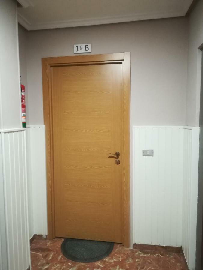 Tres Puentes Anguiano Apartamentos Y Hostal Екстер'єр фото