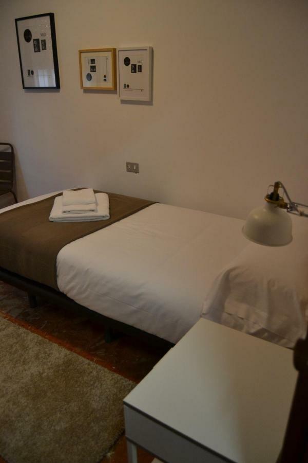 Tres Puentes Anguiano Apartamentos Y Hostal Екстер'єр фото